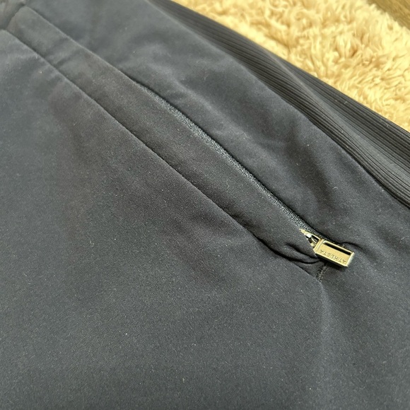 Athleta Dark Blue Mini Skirt Like new ! - Picture 2 of 7